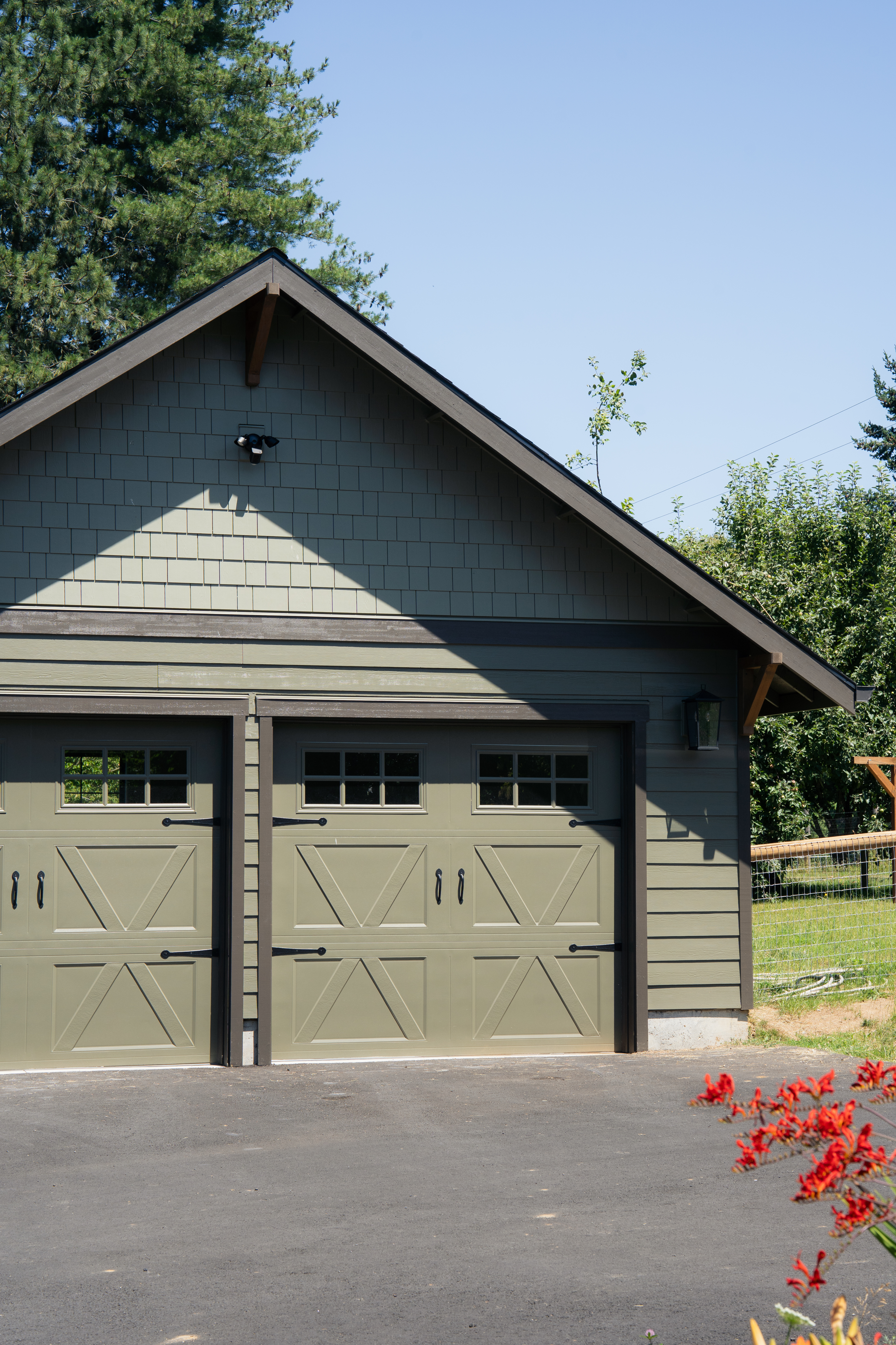 Beautiful home addition with vaulted ceilings and natural light